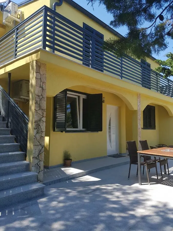 Villa Niva Vir 0*,  Croazia